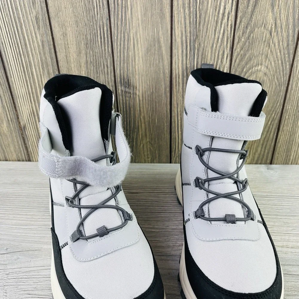 Cat & Jack Kids Youth Noah Waterproof Hook & loop Winter Boots Size 5